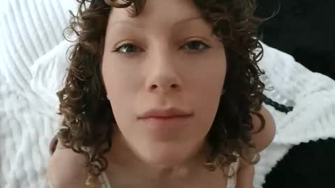 angelbabyphoebe online show from 12-21-25, 06:15