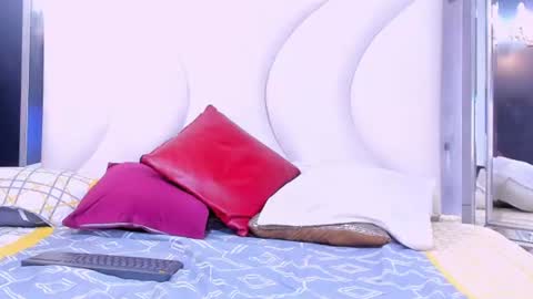 angelblue   online show from 06-11-26, 12:32