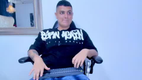 angelblue   online show from 06-24-26, 10:20