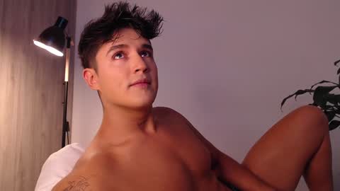 Snapshot of angelcossio chatting on 12-30-24, 07:53 Angel online show from 12-30-24, 07:53