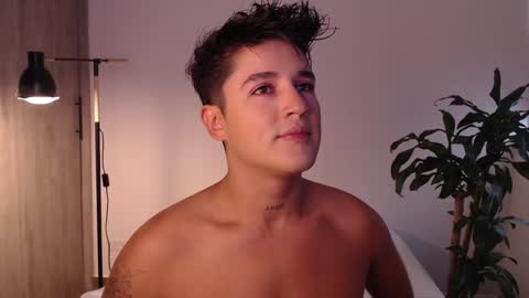 Snapshot of angelcossio chatting on 12-31-24, 08:02 Angel online show from 12-31-24, 08:02