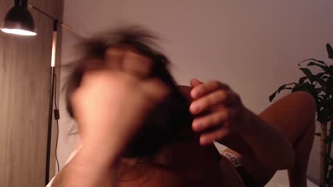 Snapshot of angelcossio chatting on 01-13-25, 08:04 Angel online show from 01-13-25, 08:04