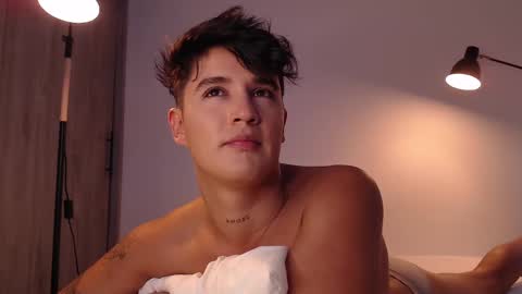 Snapshot of angelcossio chatting on 02-11-25, 10:28 Angel online show from 02-11-25, 10:28