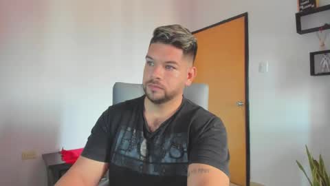 Snapshot of angelcute3 chatting on 09-27-25, 03:50 angel online show from 09-27-25, 03:50