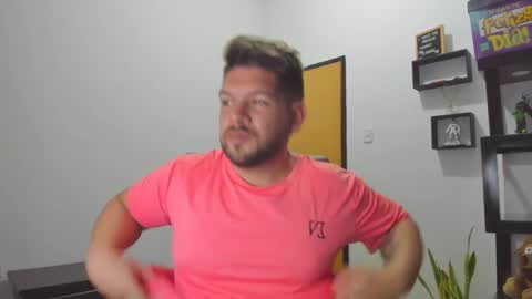 Snapshot of angelcute3 chatting on 10-04-25, 12:41 angel online show from 10-04-25, 12:41