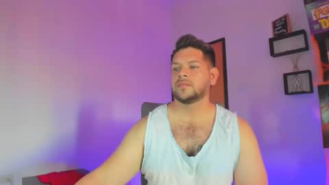 Snapshot of angelcute3 chatting on 10-28-25, 03:14 angel online show from 10-28-25, 03:14