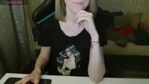 AngelCute32 online show from 10-27-25, 03:16