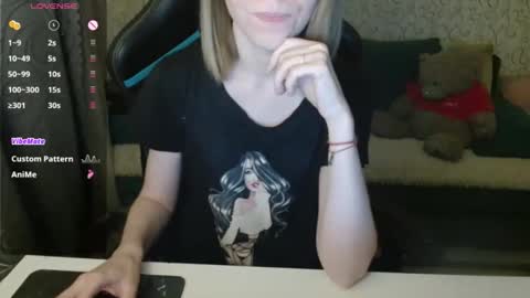 AngelCute32 online show from 10-30-25, 03:13