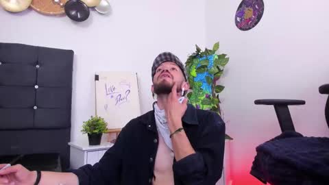 angeldamianart online show from 11-11-25, 07:47