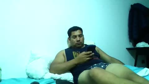 angeldavid90 online show from 01-10-26, 04:36