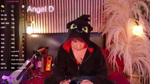 Angel dust online show from 03-04-26, 03:45