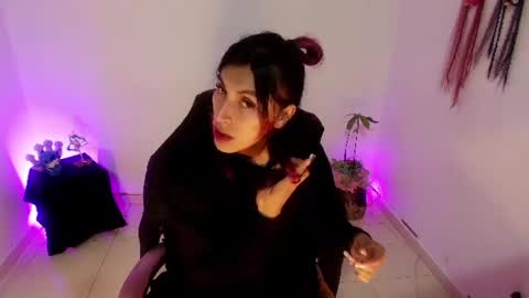 angele online show from 06-18-26, 06:23