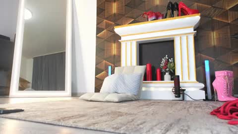      ONLINE   1100-1600 3 GMT Moscow time online show from 02-02-25, 11:40