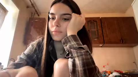 Snapshot of angelenaantonello chatting on 07-24-26, 10:02 Bella online show from 07-24-26, 10:02
