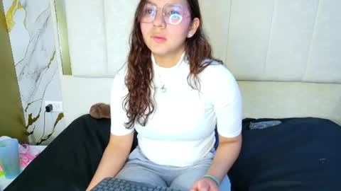 angel online show from 06-25-26, 12:10