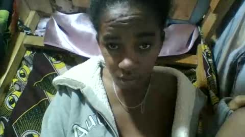 Snapshot of angelettee chatting on 06-09-26, 04:24 Angelettee online show from 06-09-26, 04:24