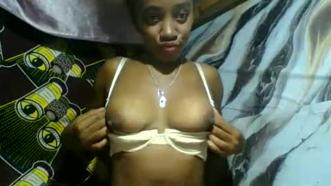 Snapshot of angelettee chatting on 06-18-26, 06:01 Angelettee online show from 06-18-26, 06:01