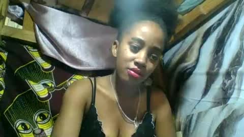 Snapshot of angelettee chatting on 06-20-26, 09:23 Angelettee online show from 06-20-26, 09:23