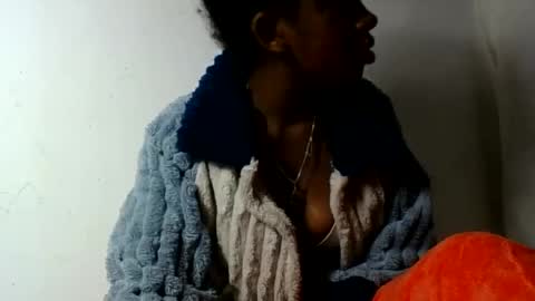 Snapshot of angelettee chatting on 07-06-26, 04:09 Angelettee online show from 07-06-26, 04:09