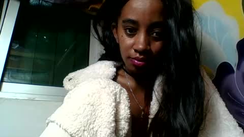 Snapshot of angelettee chatting on 07-19-26, 11:25 Angelettee online show from 07-19-26, 11:25