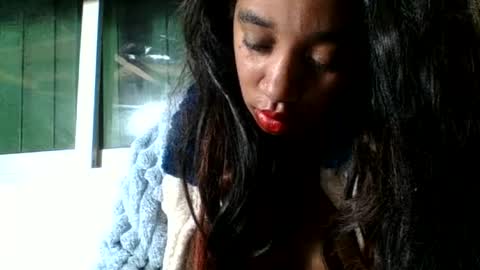 Snapshot of angelettee chatting on 07-25-26, 11:57 Angelettee online show from 07-25-26, 11:57