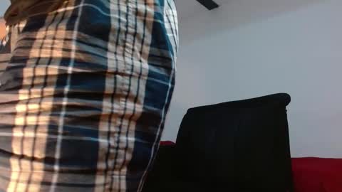 Snapshot of angelhil chatting on 10-25-25, 02:30 Angel of littlebandido online show from 10-25-25, 02:30