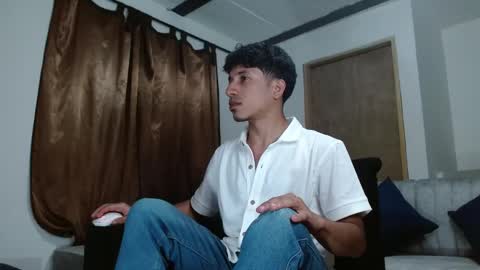 Snapshot of angelhil chatting on 06-02-26, 02:24 Angel of littlebandido online show from 06-02-26, 02:24