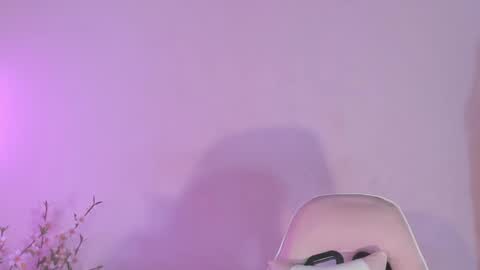 Carolina online show from 02-21-25, 01:33