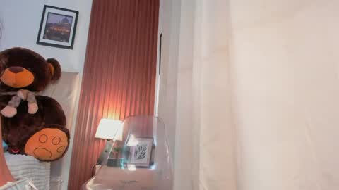 Snapshot of angeli_sexi chatting on 05-15-26, 11:01 Carolina online show from 05-15-26, 11:01
