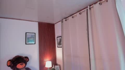 Snapshot of angeli_sexi chatting on 05-22-26, 12:29 Carolina online show from 05-22-26, 12:29