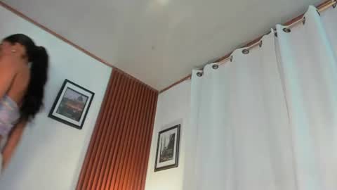 Snapshot of angeli_sexi chatting on 06-16-26, 11:40 Carolina online show from 06-16-26, 11:40
