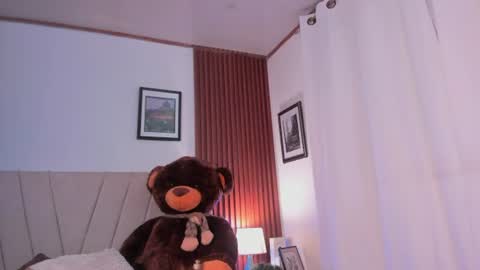 Snapshot of angeli_sexi chatting on 06-21-26, 12:02 Carolina online show from 06-21-26, 12:02