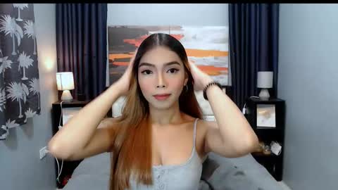 MISS PAU online show from 12-15-25, 04:28