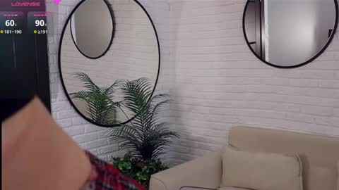 Angelic beauty online show from 05-27-26, 10:45
