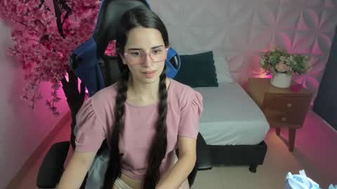 A N G E L I C A online show from 01-08-25, 10:16