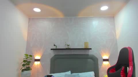 A N G E L I C A online show from 02-19-25, 12:00