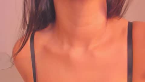angelica_hot19 online show from 04-01-26, 02:36