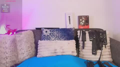 Snapshot of angelica_mature49 chatting on 05-04-26, 02:29 Angelica online show from 05-04-26, 02:29