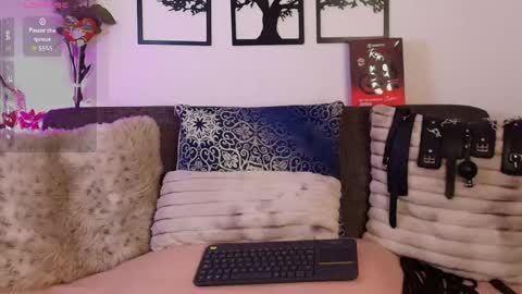 Snapshot of angelica_mature49 chatting on 05-11-26, 03:34 Angelica online show from 05-11-26, 03:34