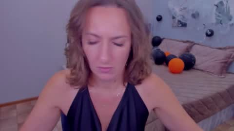 Snapshot of angelicacream chatting on 11-05-25, 09:42 AngelicaCream online show from 11-05-25, 09:42