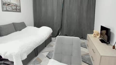 Angelica online show from 05-28-26, 06:49