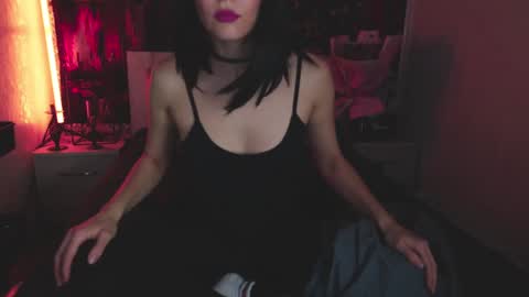 Angelika Rouge online show from 01-15-26, 06:33