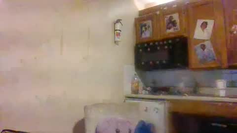 Snapshot of angelikka89 chatting on 02-25-26, 10:25 Angelikka Freakd out Pikkels online show from 02-25-26, 10:25