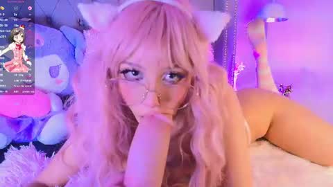 Snapshot of angelina_honey_ chatting on 07-30-26, 04:11 Angelina Honey online show from 07-30-26, 04:11