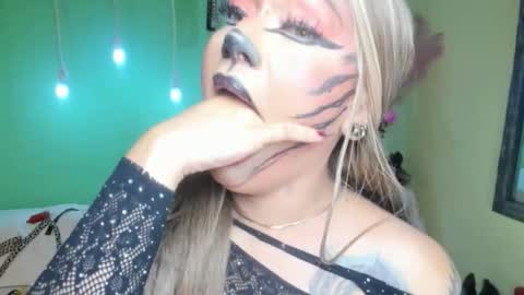 Angelina  online show from 10-13-25, 03:56