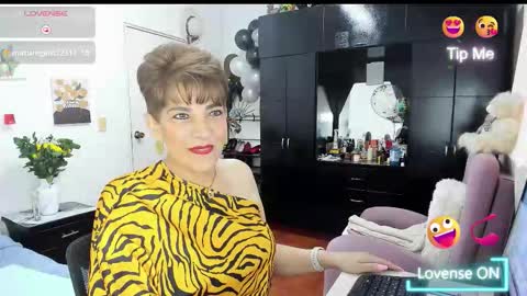 Angelina online show from 01-06-26, 10:01