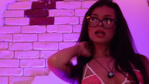 Snapshot of angelinagia chatting on 01-30-25, 08:53  Angelina  online show from 01-30-25, 08:53
