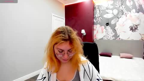 AngelinaLow online show from 02-14-26, 08:00