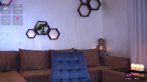 Snapshot of angelinarise chatting on 03-14-26, 04:12 Angelina online show from 03-14-26, 04:12