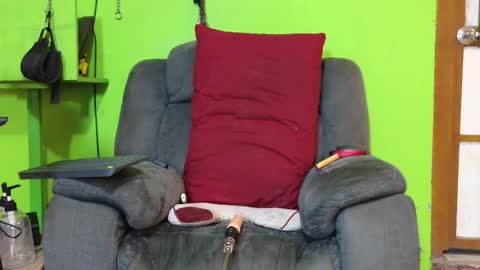 Angel online show from 02-20-26, 04:09